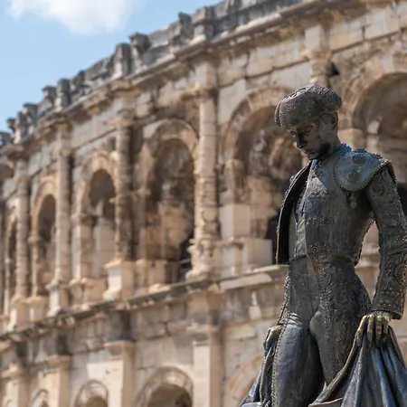 Le Petit Colbert Yourhosthelper Nimes