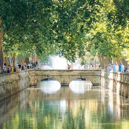 Le Petit Colbert Yourhosthelper Nîmes