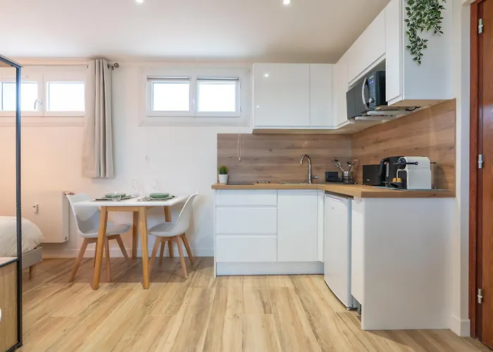 Apartment Le Petit Colbert Yourhosthelper Nîmes