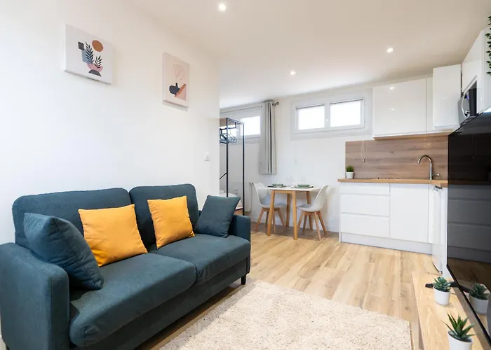 Le Petit Colbert Yourhosthelper * Nîmes